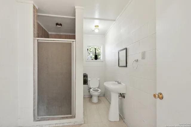 $450,000 | 298 Highway 239, Kenedy, TX 78119