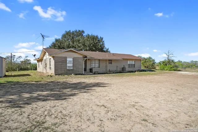 $450,000 | 298 Highway 239, Kenedy, TX 78119