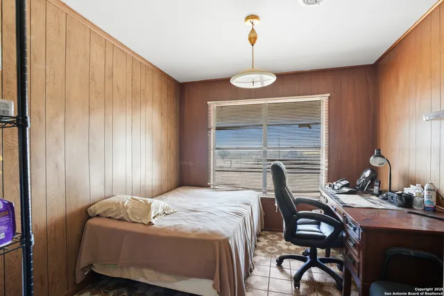 $450,000 | 298 Highway 239, Kenedy, TX 78119