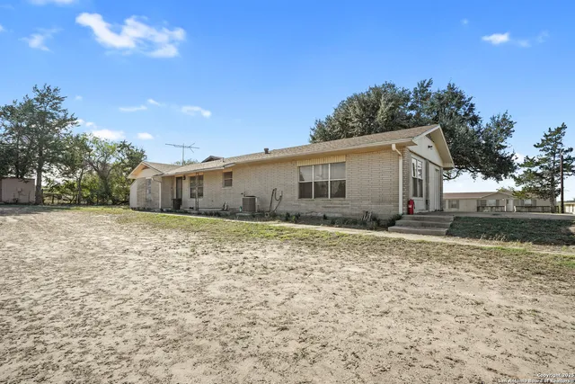 $450,000 | 298 Highway 239, Kenedy, TX 78119