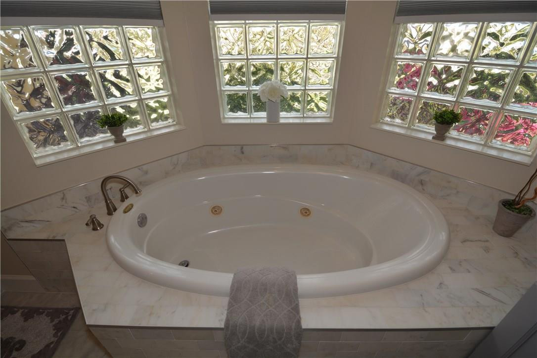 10582 East Key Drive Boca Raton, FL 33498 - Photo 28 of 55 Master Bathroom