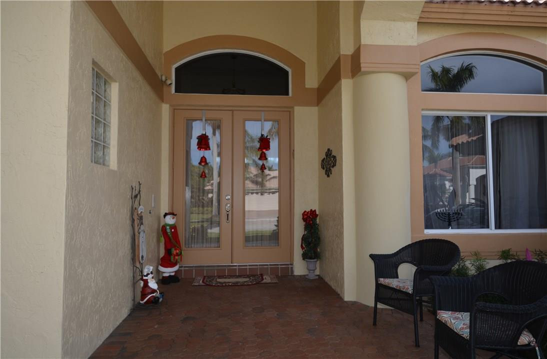 10582 East Key Drive Boca Raton, FL 33498 - Photo 3 of 55 Front Entrance