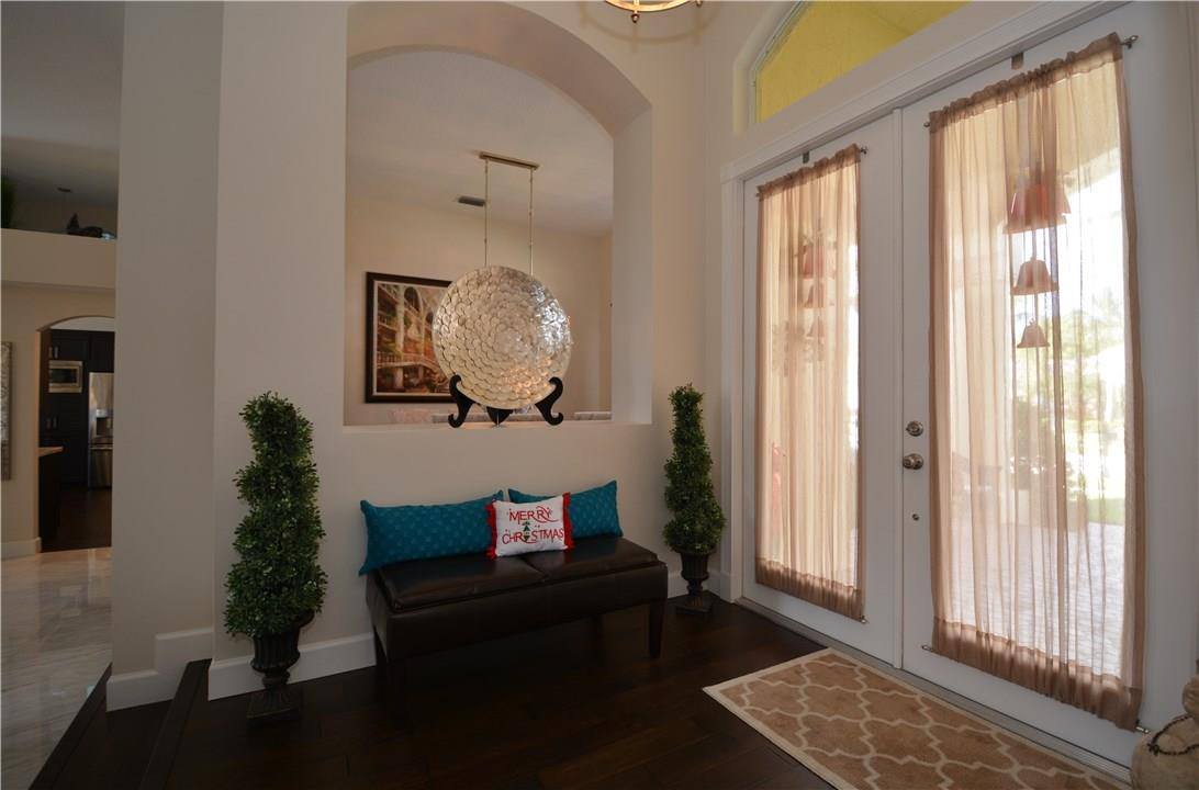 10582 East Key Drive Boca Raton, FL 33498 - Photo 4 of 55 Foyer