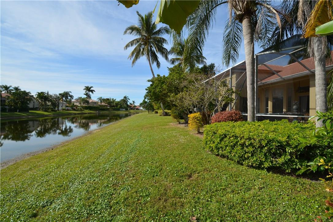 10582 East Key Drive Boca Raton, FL 33498 - Photo 53 of 55 Backyard Side View