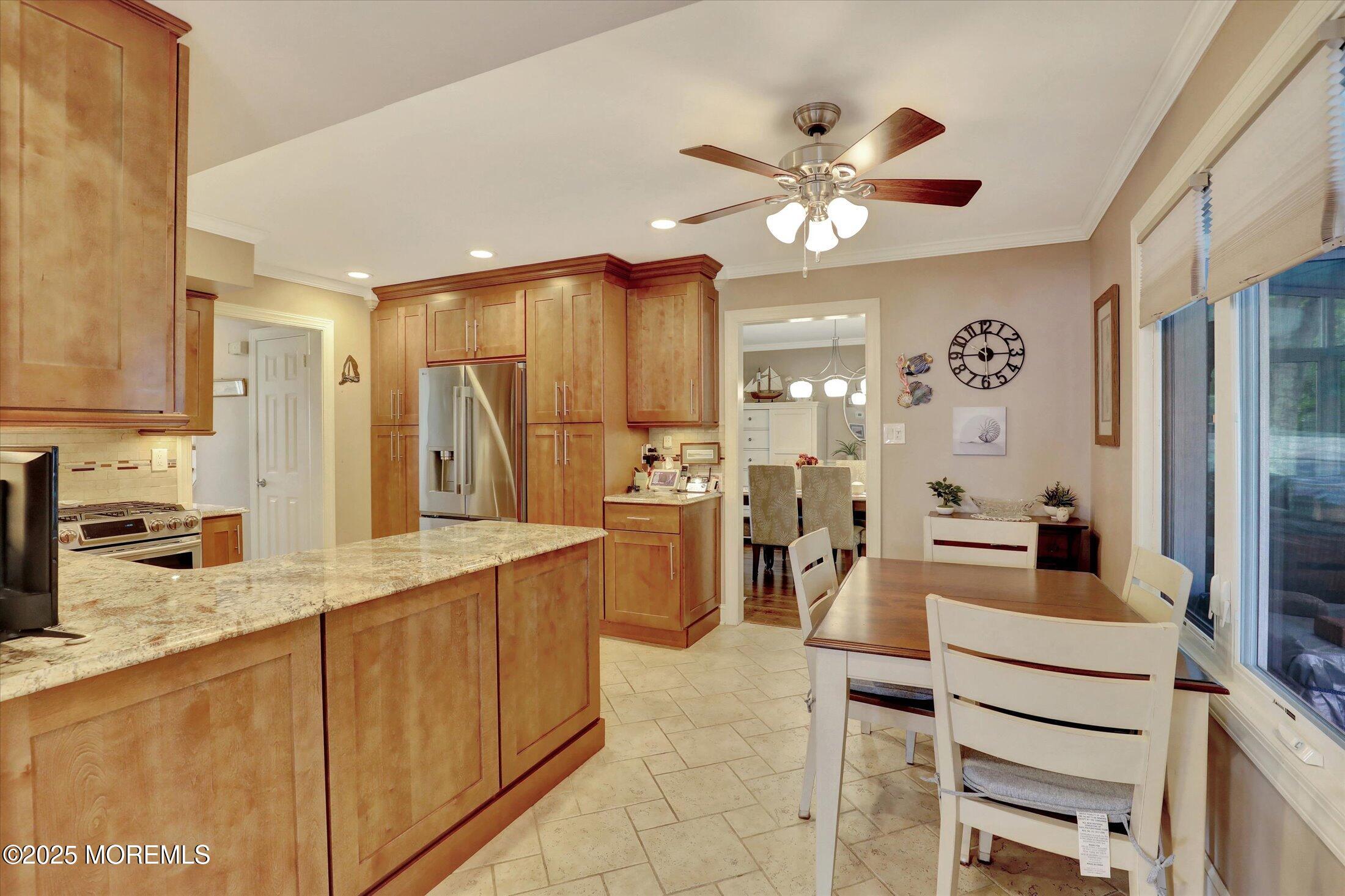 58 Yellowstone Lane Howell, NJ 07731 - Photo 18 of 44 16-Kitchen