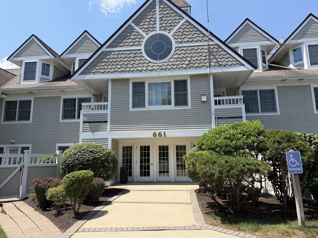 661 Lowell Street, Unit 3 Lexington, MA 02420 - Photo 1 of 19