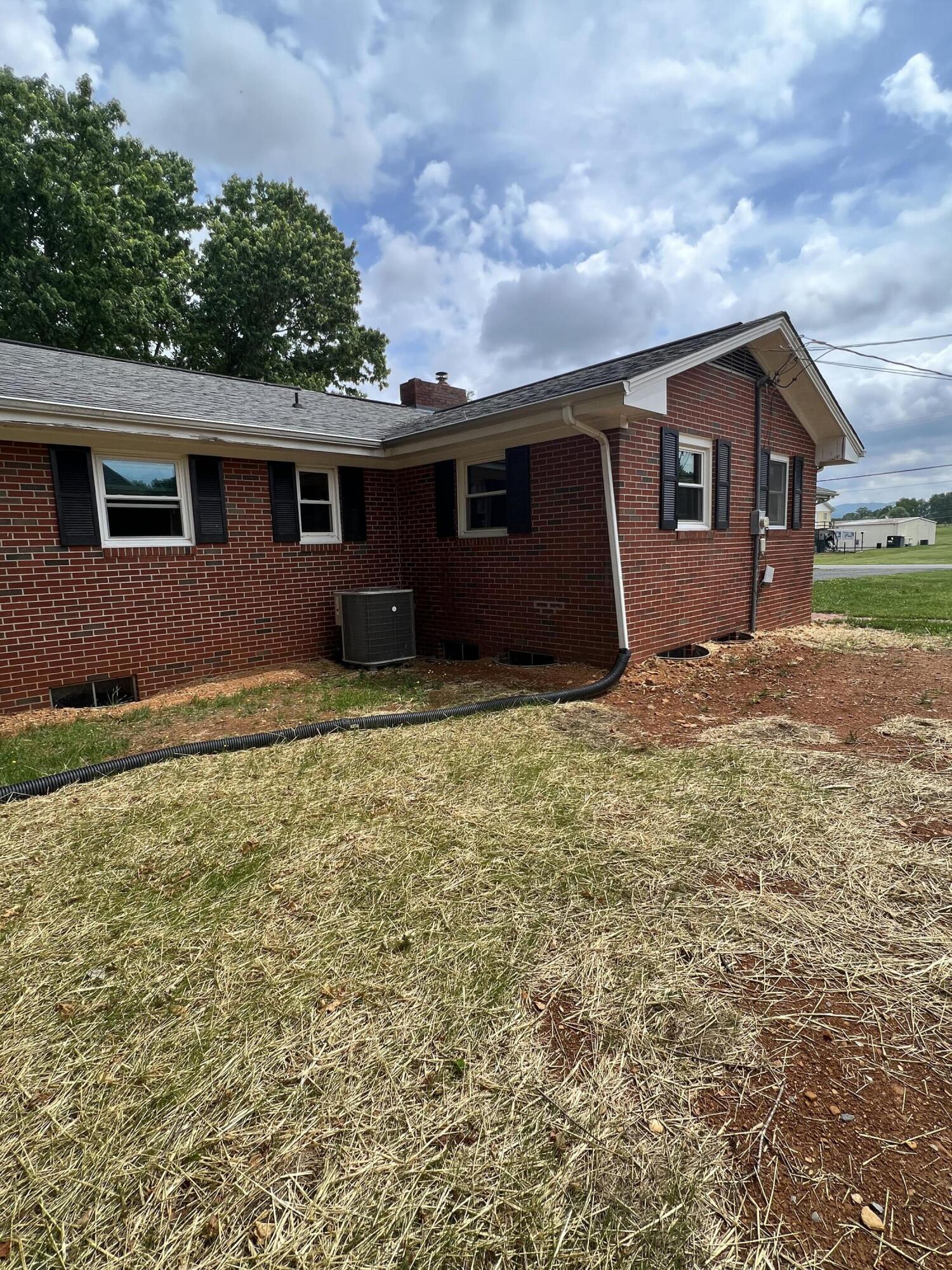 207 Dunbar Road Chuckey, TN 37641 - Photo 11 of 42 EBD3E22A-4A32-410C-B7A4-E2435E1157EA