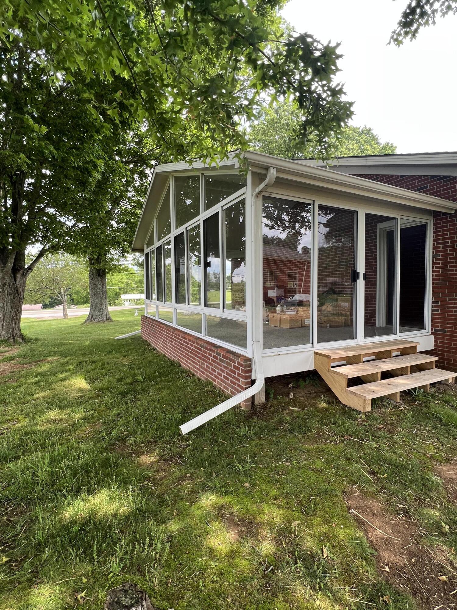 207 Dunbar Road Chuckey, TN 37641 - Photo 8 of 42 DD9F42E6-12B2-4679-A75B-7A0DAF1DC17D