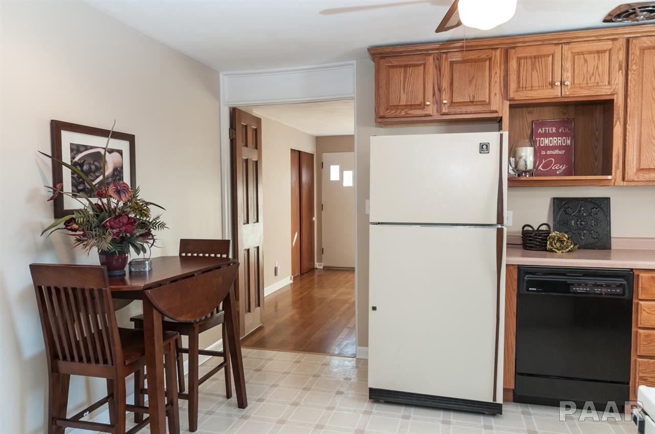 2730 West Overhill Road Peoria, IL 61615 - Photo 11 of 36 Gallery Image 11