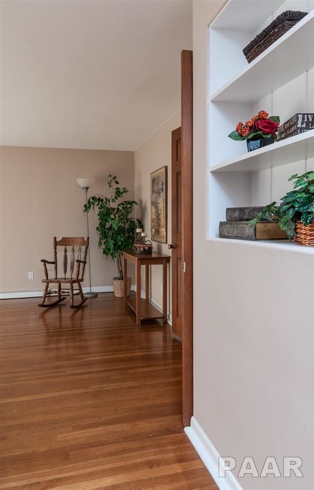 2730 West Overhill Road Peoria, IL 61615 - Photo 19 of 36 Gallery Image 19