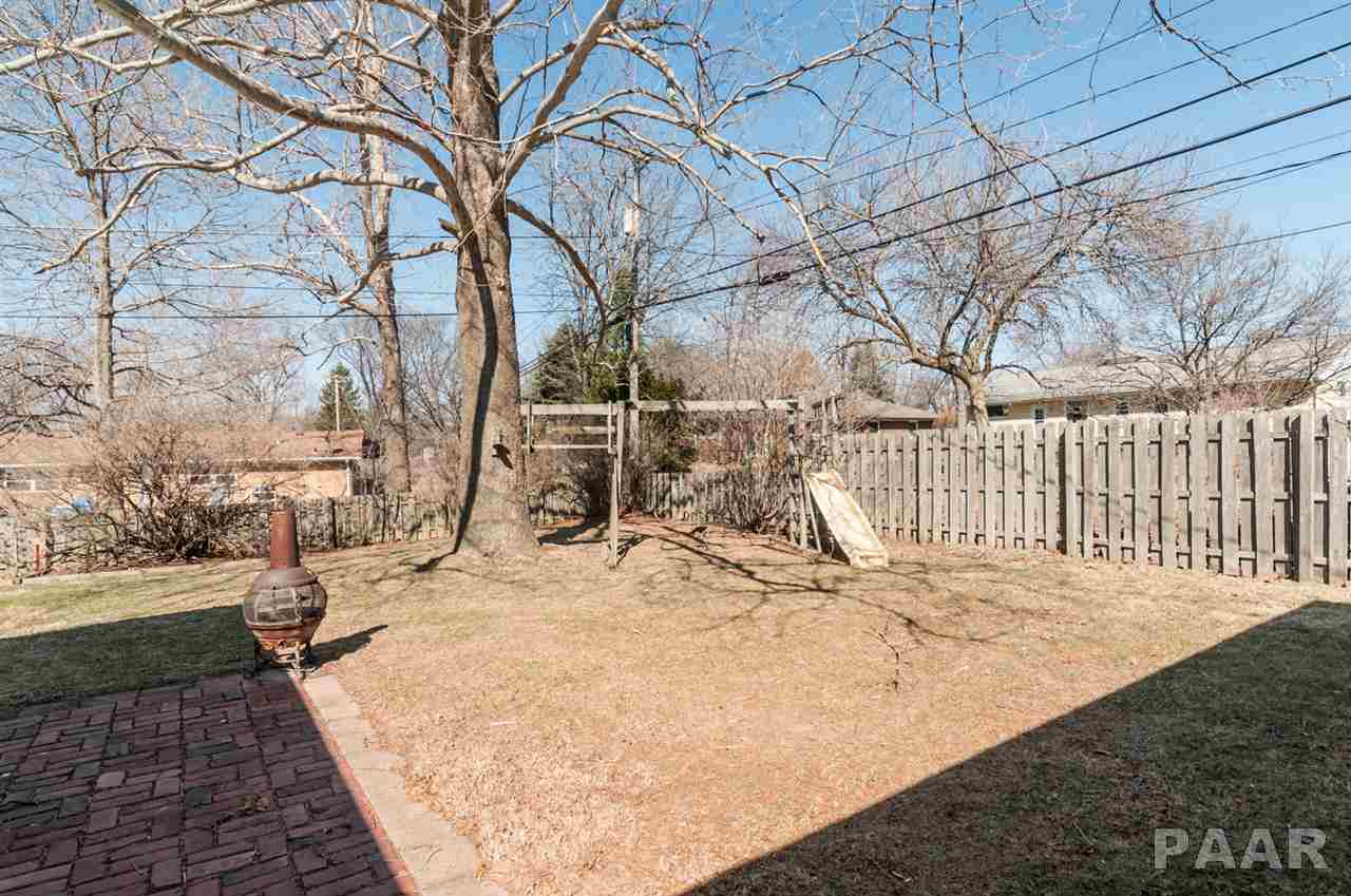 2730 West Overhill Road Peoria, IL 61615 - Photo 23 of 36 Gallery Image 23