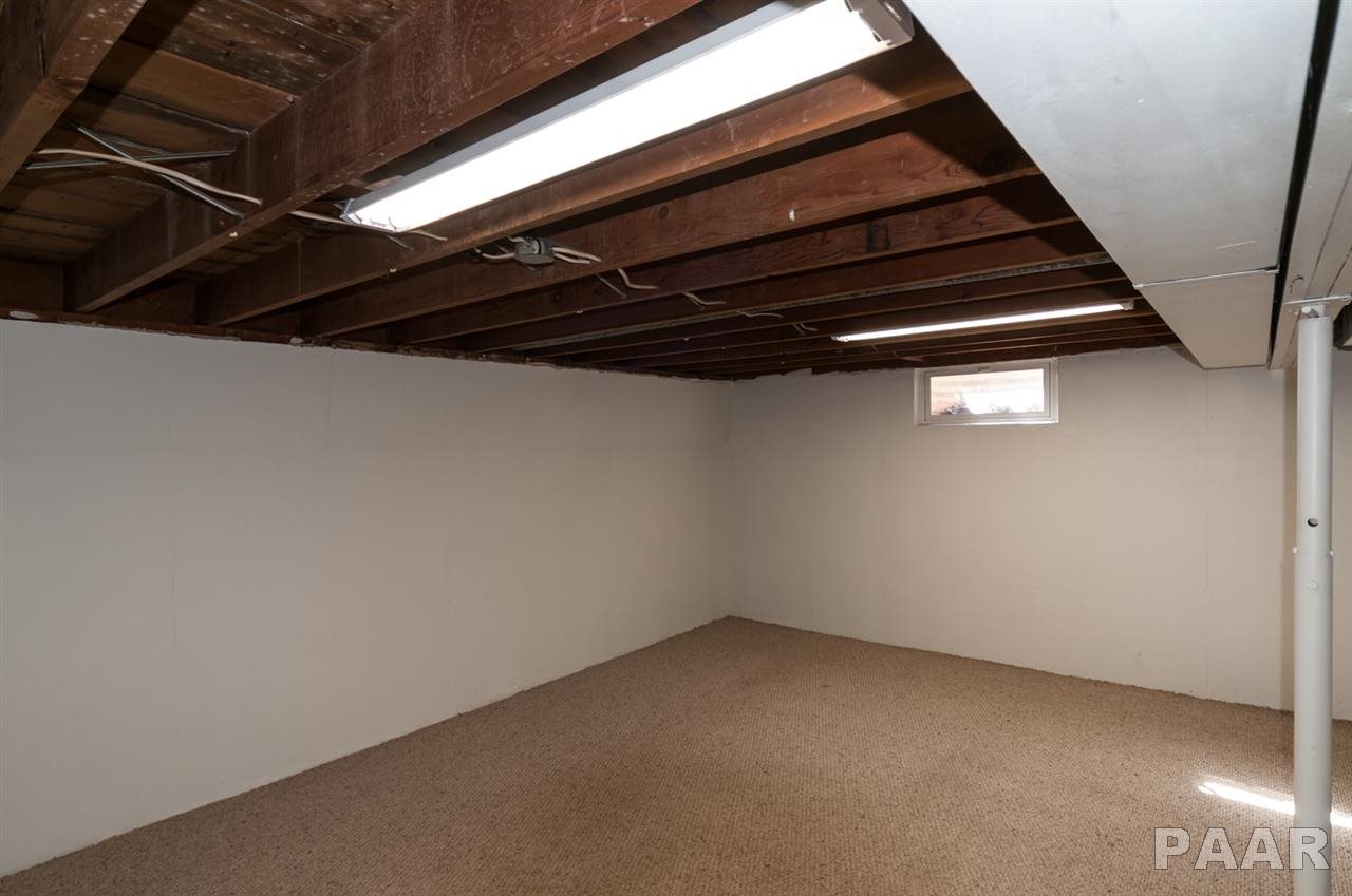2730 West Overhill Road Peoria, IL 61615 - Photo 32 of 36 Gallery Image 32