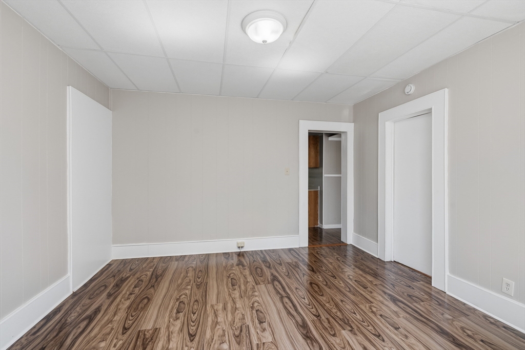 55 Chestnut Street, Unit 1 Holyoke, MA 01040 - Photo 17 of 20