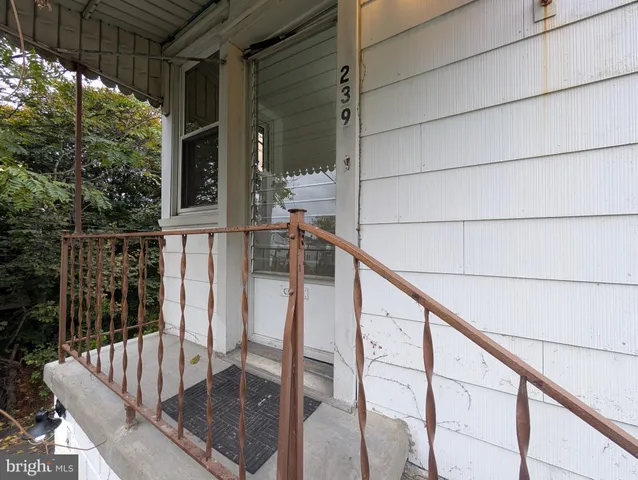 $99,000 | 239 Sycamore Street, Tamaqua, PA 18252