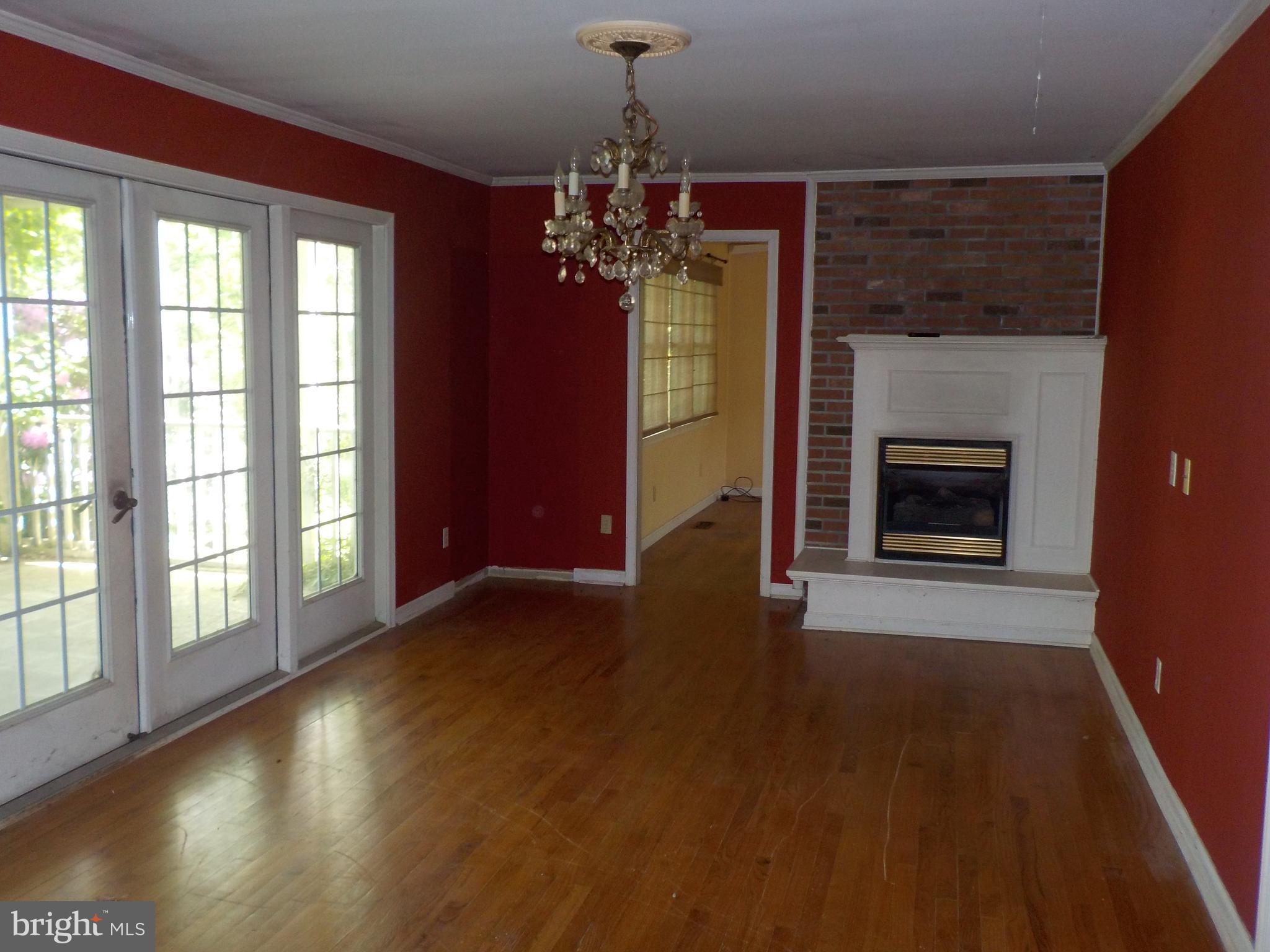 5448 Tates Bank Road Cambridge, MD 21613 - Photo 3 of 41 Dining area