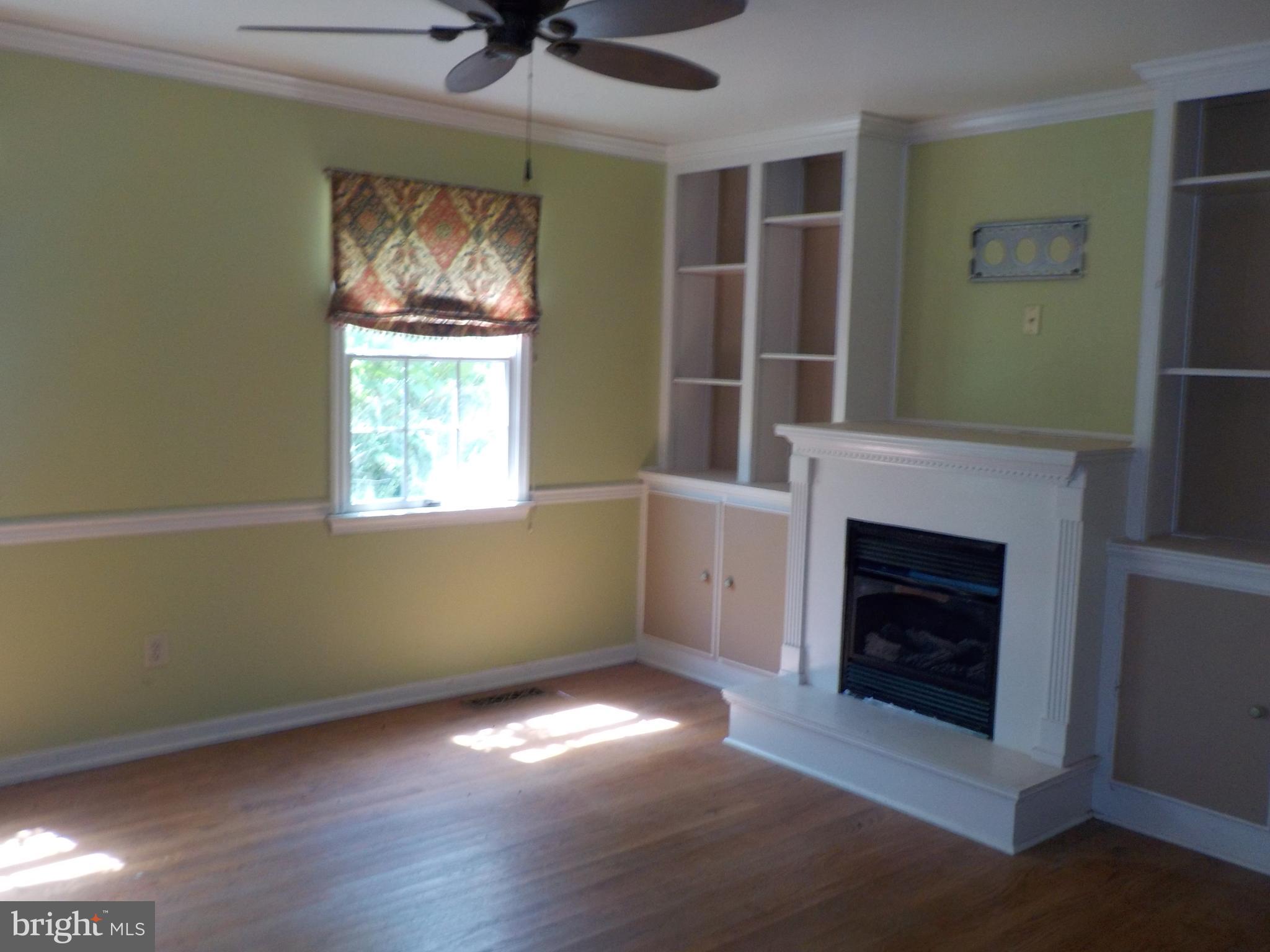 5448 Tates Bank Road Cambridge, MD 21613 - Photo 10 of 41 Living or breakfast room