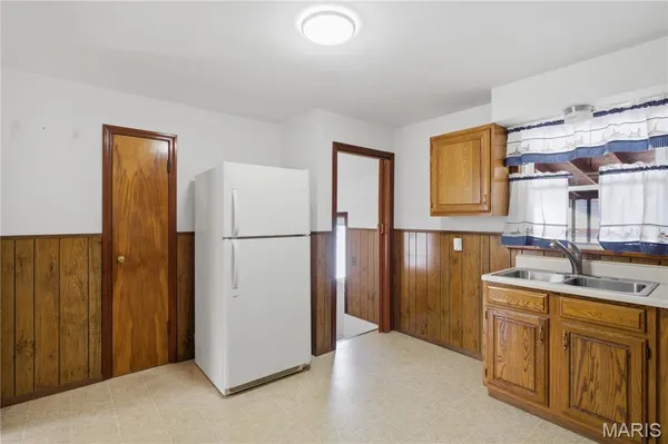 $125,000 | 2206 Wengler Avenue, Overland, MO 63114