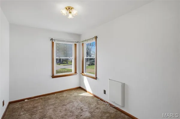 $125,000 | 2206 Wengler Avenue, Overland, MO 63114