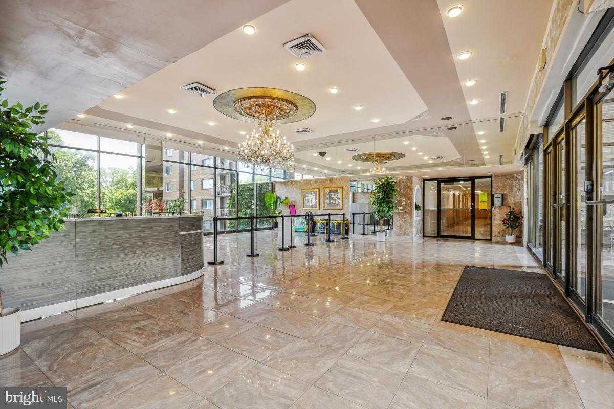 1836 Metzerott Road, Unit 904 Hyattsville, MD 20783 - Photo 3 of 22