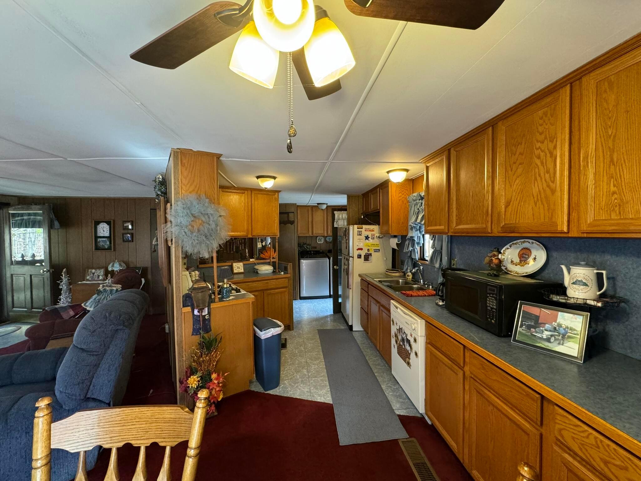 9100 Reffitt Road Mount Vernon, OH 43050 - Photo 10 of 35 Kitchen