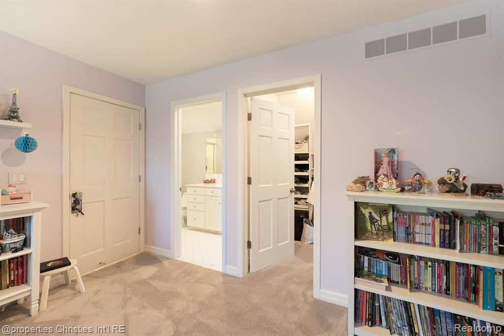 116 Endicott Road Bloomfield Hills, MI 48304 - Photo 44 of 77