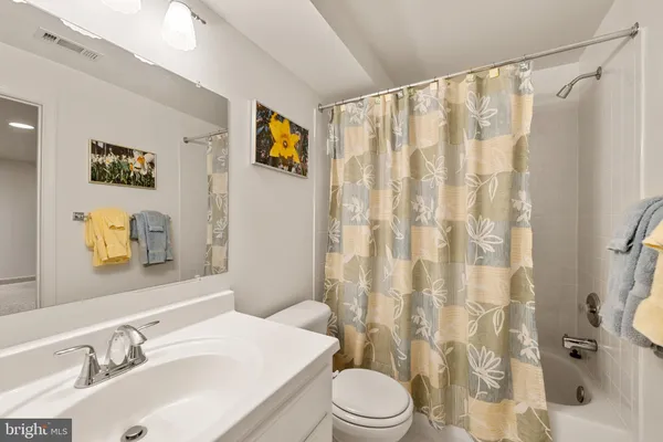 $849,990 | 8805 Aquary Court, Springfield, VA 22153