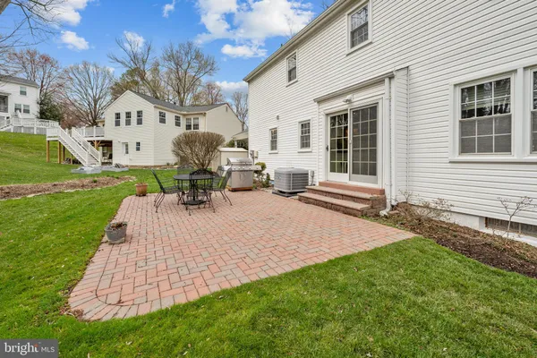 $849,990 | 8805 Aquary Court, Springfield, VA 22153