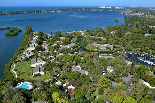 $2,500 | 1633 Boathouse Circle, Unit HA132, Sarasota, FL 34231