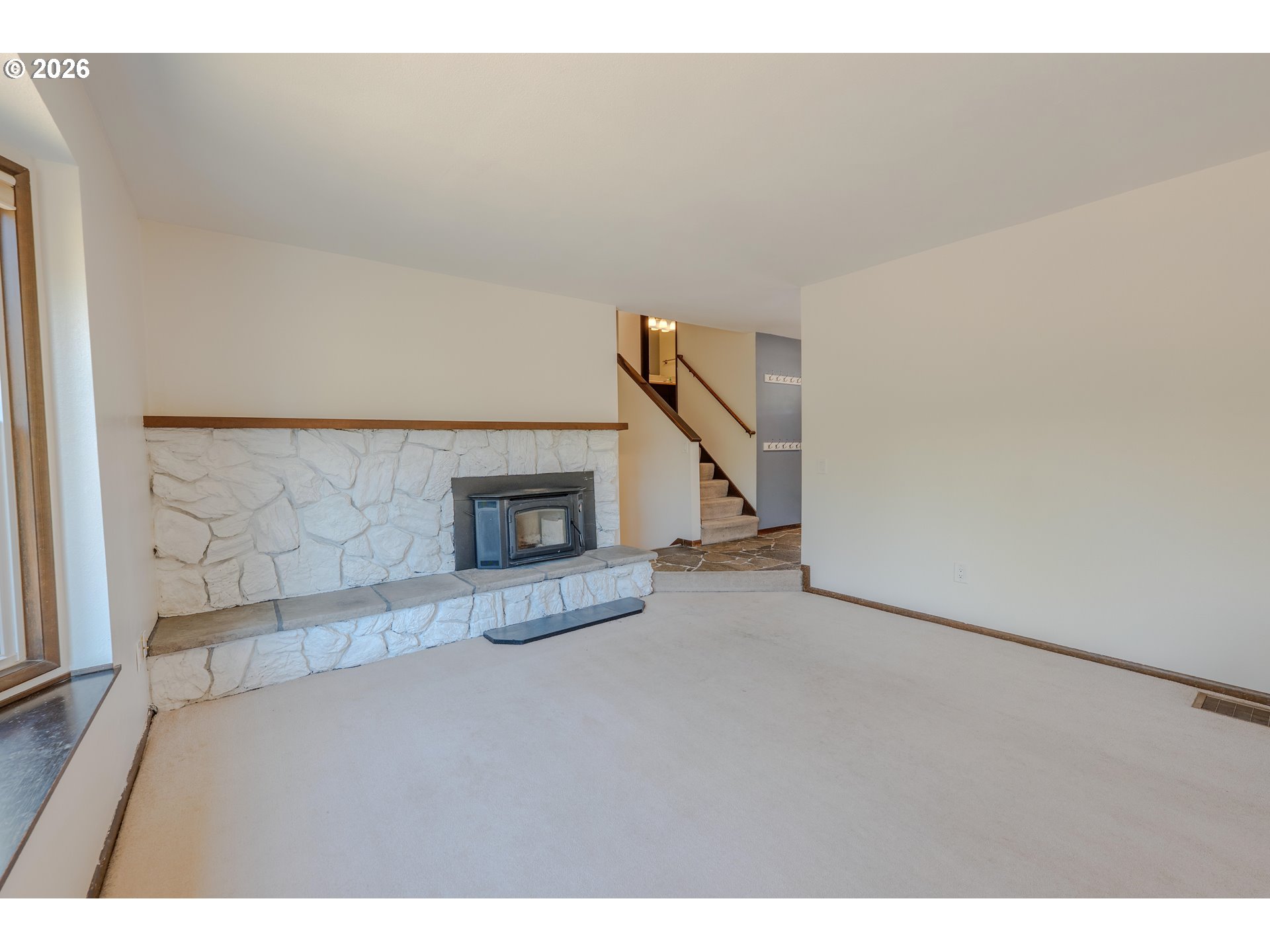20775 Southwest Vienna Drive Beaverton, OR 97078 - Photo 11 of 37 Kitchen/Nook
