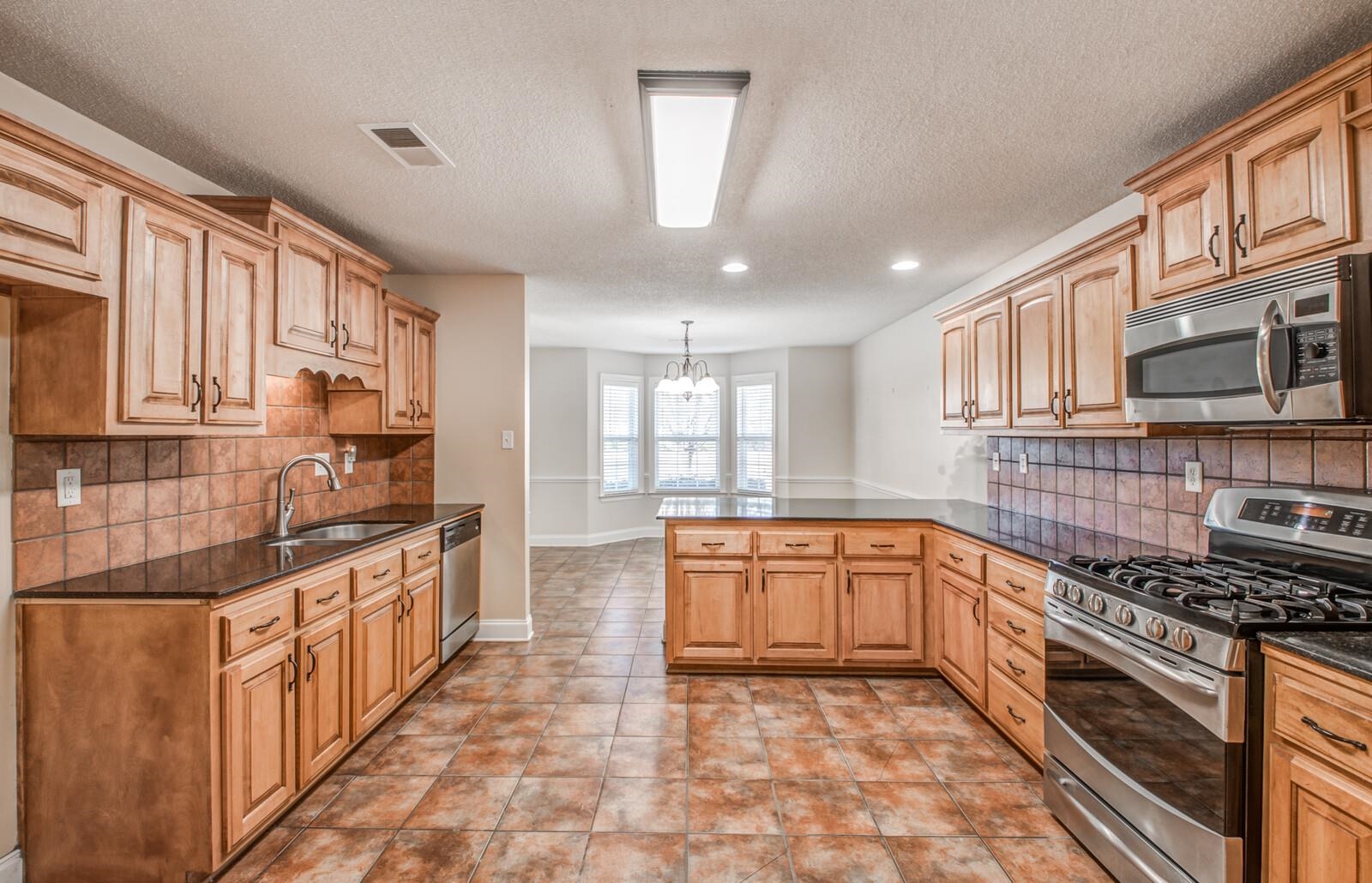 17 Hummingbird Loop Atoka, TN 38004 - Photo 12 of 24 Gallery Image 12