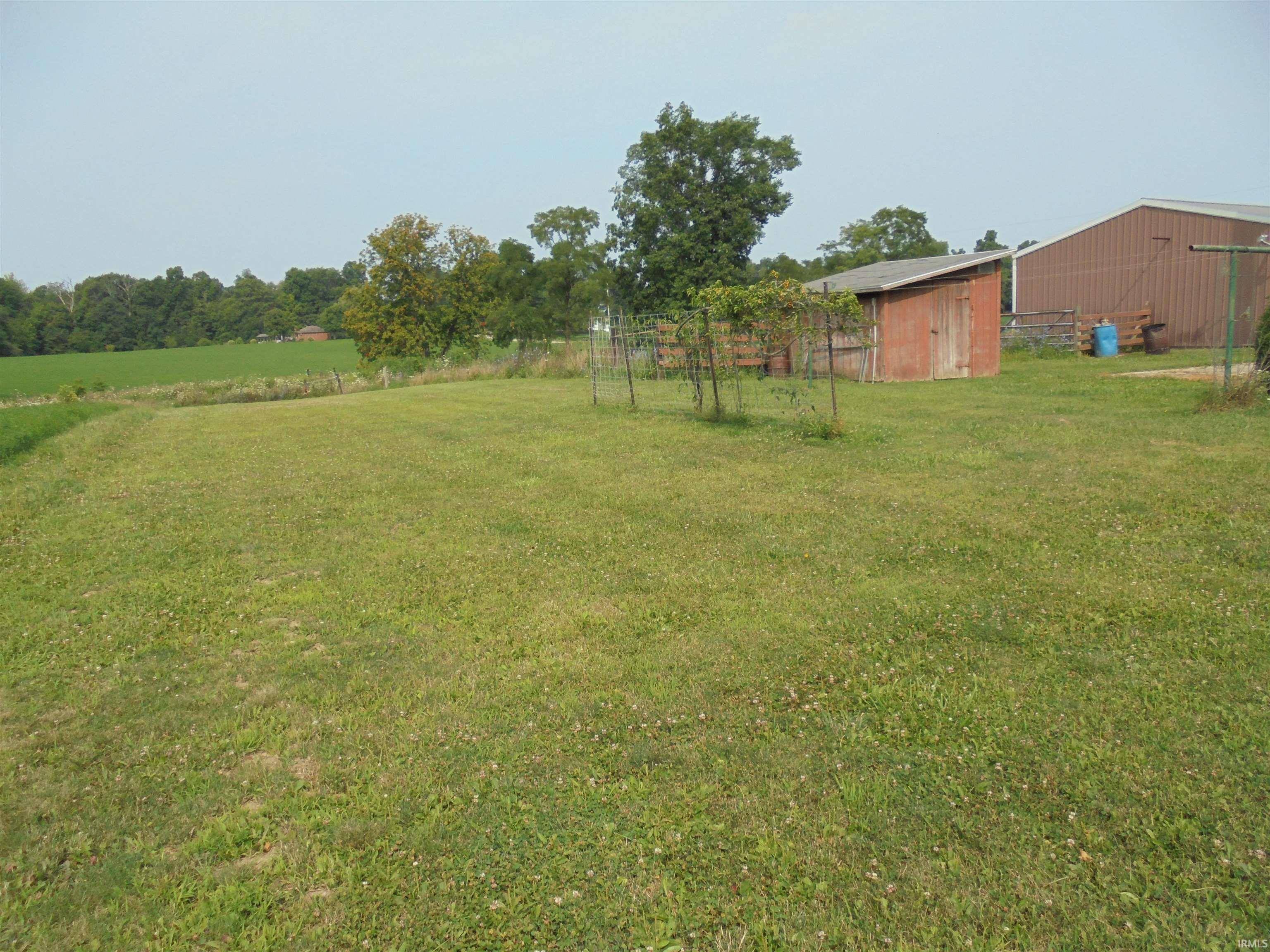 11570 Maudlin Road Hagerstown, IN 47346 - Photo 27 of 32 Gallery Image 27