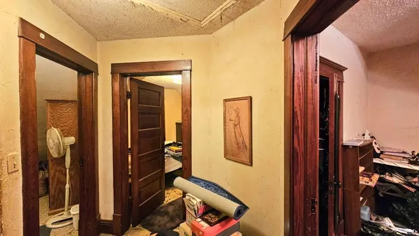 $89,900 | 204 East 1st Street, Morris, MN 56267