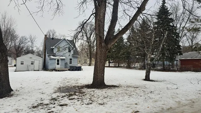 $99,000 | 204 East 1st Street, Morris, MN 56267