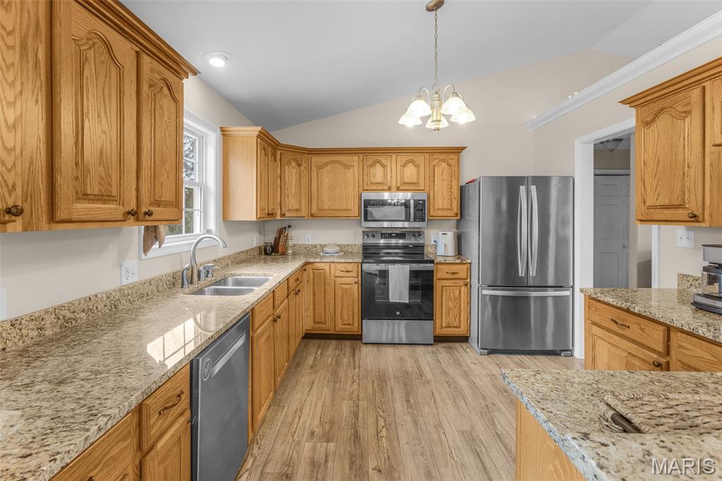 308 Mark Avenue Jackson, MO 63755 - Photo 7 of 47