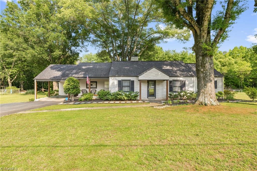 900 Friendly Road Eden, NC 27288 - Photo 1 of 30 Gallery Image 1