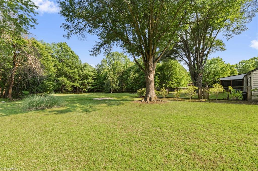 900 Friendly Road Eden, NC 27288 - Photo 29 of 30 Gallery Image 29