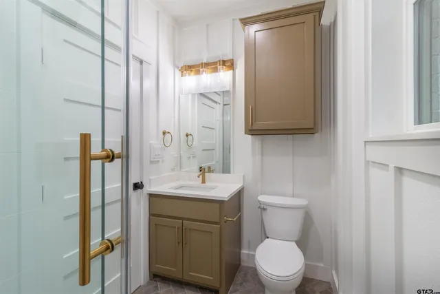 $825,000 | 221 Brookside Drive, Hideaway, TX 75771