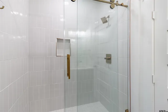 $825,000 | 221 Brookside Drive, Hideaway, TX 75771