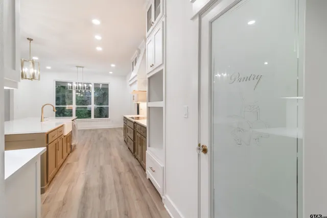 $825,000 | 221 Brookside Drive, Hideaway, TX 75771