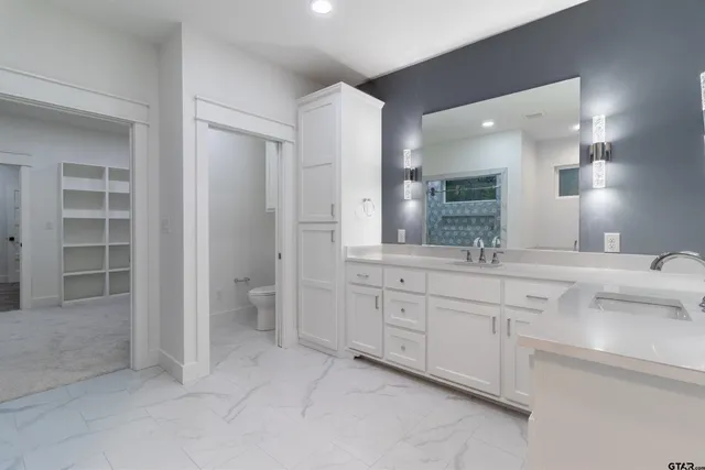 $825,000 | 221 Brookside Drive, Hideaway, TX 75771