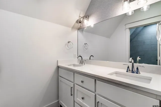 $825,000 | 221 Brookside Drive, Hideaway, TX 75771