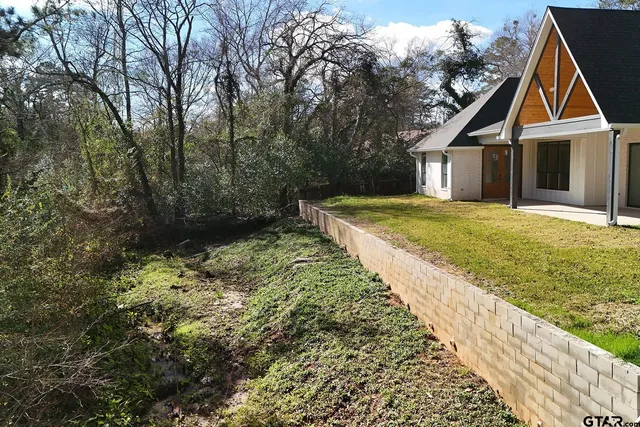 $825,000 | 221 Brookside Drive, Hideaway, TX 75771