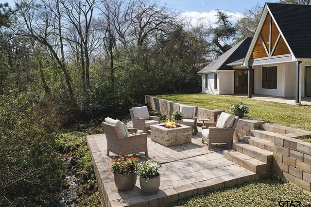 $825,000 | 221 Brookside Drive, Hideaway, TX 75771