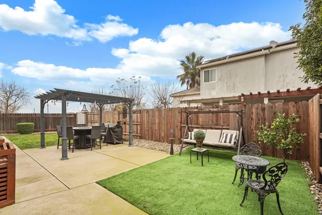 $742,888 | 2071 Snowbird Drive, Lodi, CA 95242