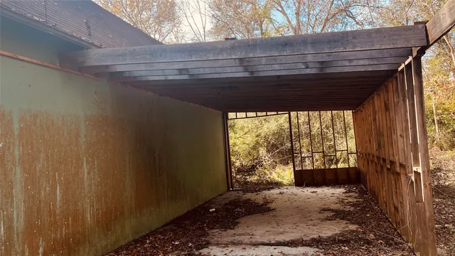 $300,000 | 531 County Road 4882, Dayton, TX 77535