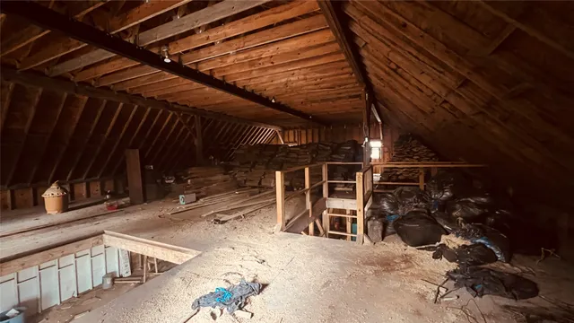 $300,000 | 531 County Road 4882, Dayton, TX 77535