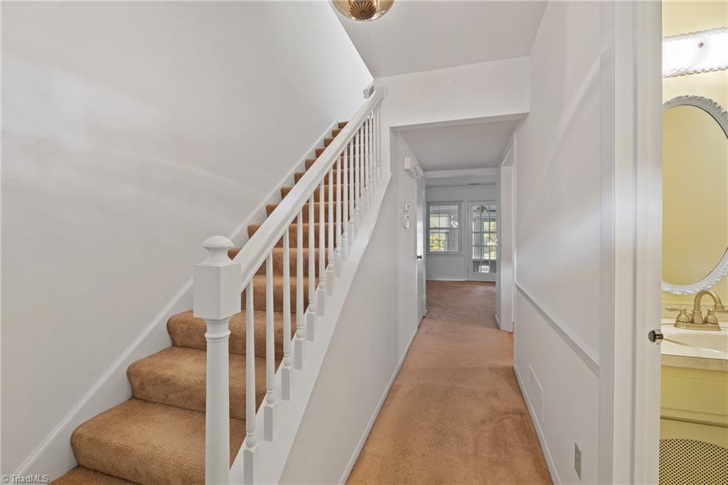 2918 St Marks Road Southwest, Unit D Winston-Salem, NC 27103 - Photo 3 of 28