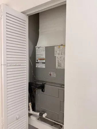 $3,900 | 3609 Southwest 27th Street, Miami, FL 33133