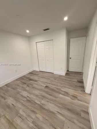 $3,900 | 3609 Southwest 27th Street, Miami, FL 33133