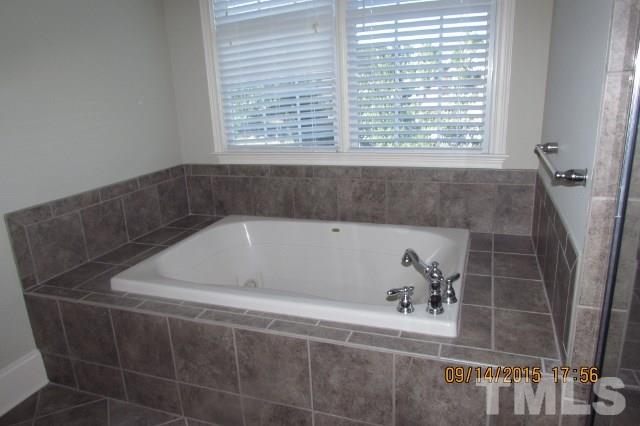 9429 Collingdale Way Raleigh, NC 27617 - Photo 18 of 25 Gallery Image 18